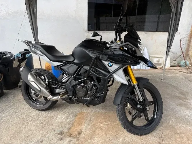 Moto zera, todas revisões feita na bmw. Documento ok