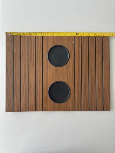 Porta copos de madeira para braço de sofá 45 x 32 cm