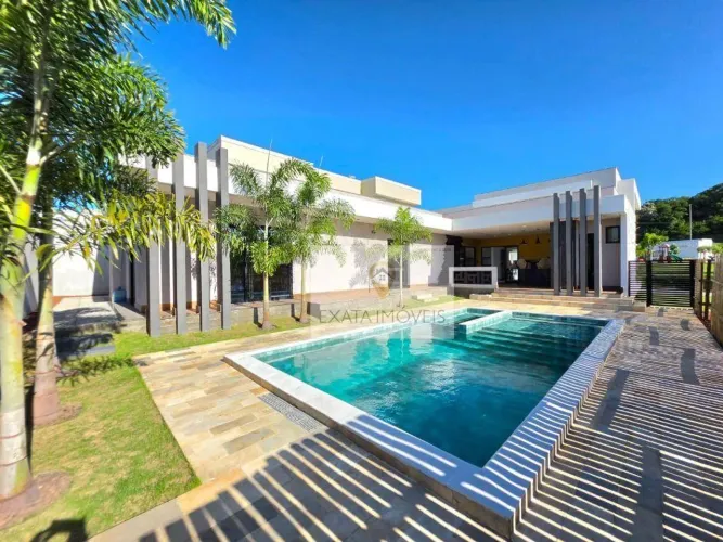 Casa 3 quartos alto padrão com piscina, Condomínio Viverde 1 - Rio das Ostras/RJ.