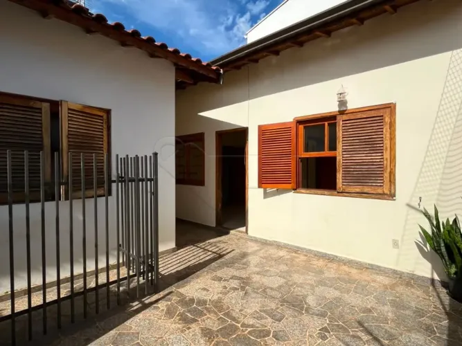 Edícula com 01 quarto no Condomínio Parque Centreville.