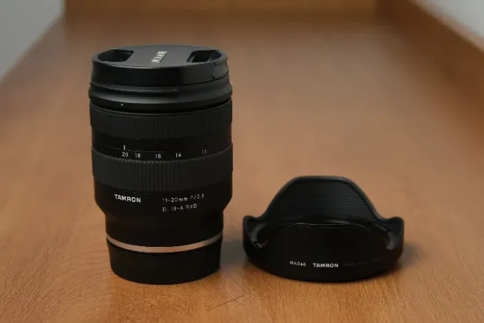 Lente Tamron 11-20mm F2.8 Di III-A RXD para Sony