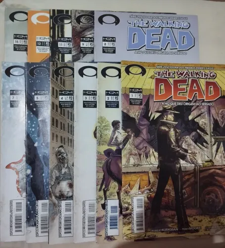 The Walking Dead HQ's 11 volumes