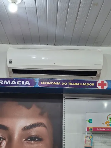 Ar-condicionado LG 32.000 BTUs + 2 Cortinas de Ar