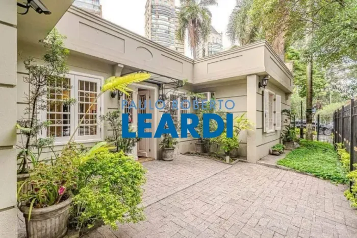 COMERCIAL - JARDIM LUZITÂNIA - SP