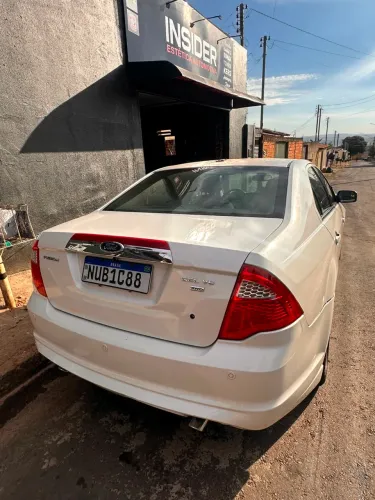 Ford Fusion SEL 3.0 V6 AWD 24V 243cv Aut. 2010
