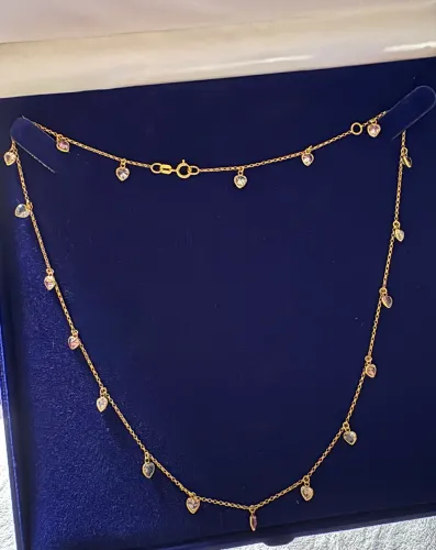 Colar ouro 18k corações coloridos 45 cm