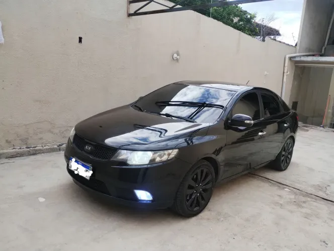 Kia Motors Cerato 1.6 16V Mec. 2011