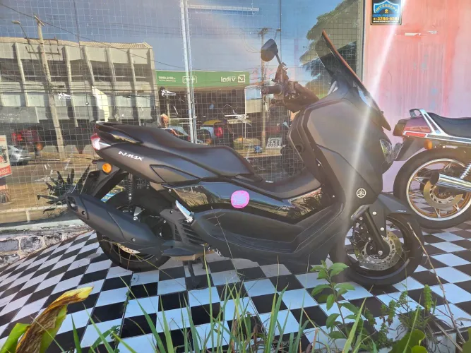 NMAX 160 2022