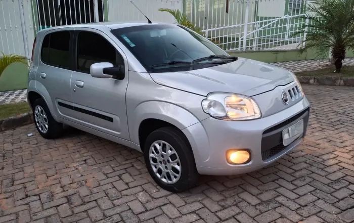 Fiat Uno Vivace Celeb. 1.0 EVO F.flex 8V 5P 2011