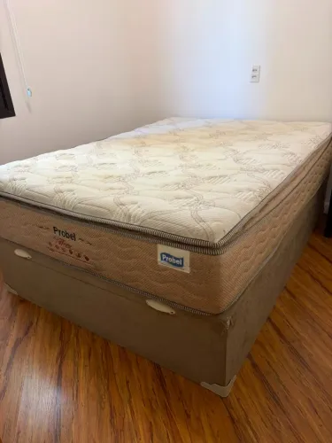CAMA BOX BAÚ + COLCHÃO PROBEL TIFFANY PREMIUM (CASAL PADRÃO)