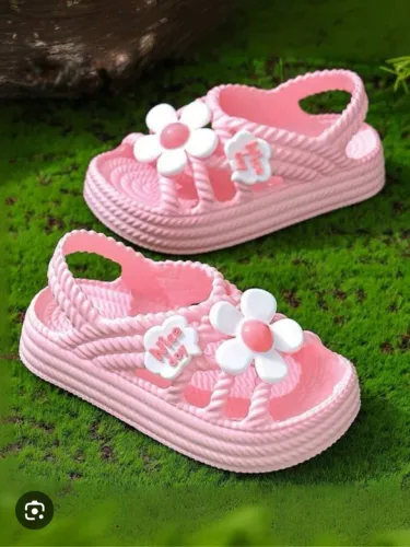 Sandalia nuvem 28 29
