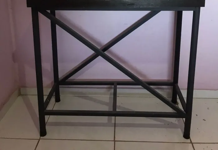 Base de Metalon para aquário 