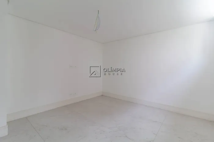 Venda Casa em Condomínio 4 Dormitórios - 525 m² Chácara Santo Antônio