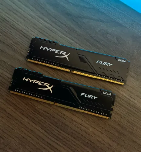 Memória Ram DDR4 16Gb Kingston Fury HyperX (2x8Gb)