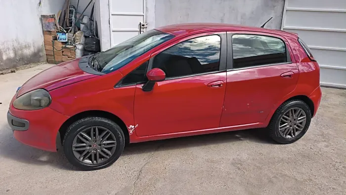 Fiat Punto Attractive Italia 1.4 F.flex 8V 5P 2012