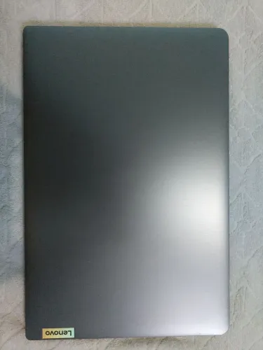Notebook Lenovo IdeaPad3 - À venda