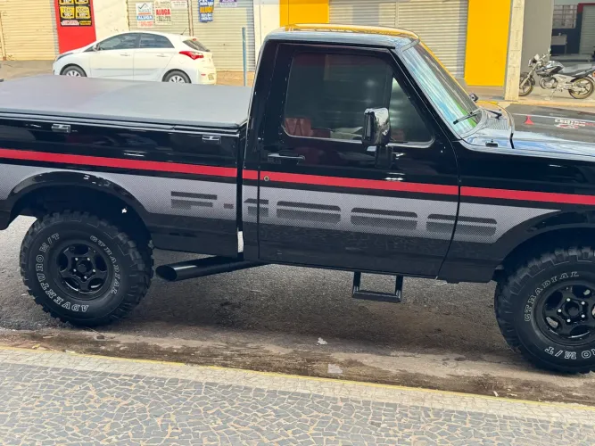 Ford F-1000 S. S. Diesel / S.s. Diesel Turbo 1993