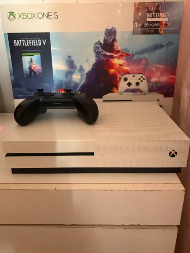 XBOX One S 1b