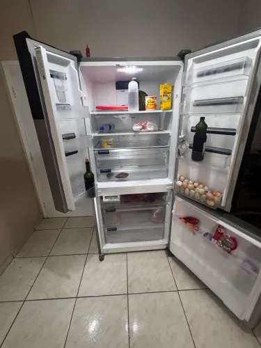 Geladeira inox três porta eletrolux