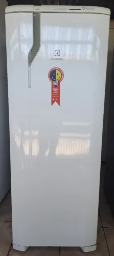 Geladeira Frost Free 322Lt Electrolux Muito Top!