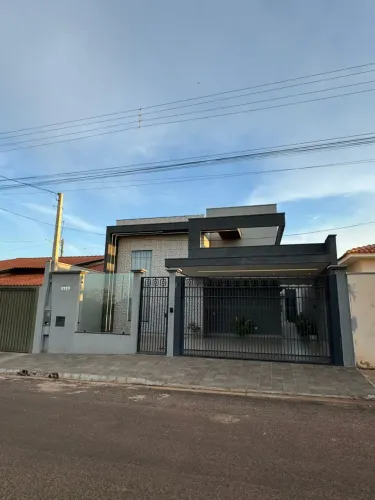 Imóvel para venda tem 405 metros quadrados com 3 quartos em Centro - Cosmorama - SP