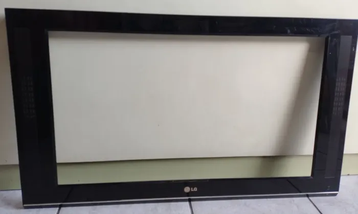 Moldura carcaça Tv LG 32LB3RS