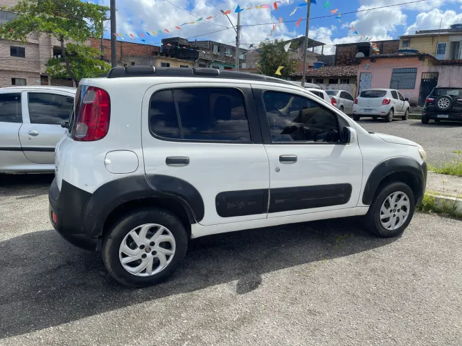 Fiat Uno Mille WAY Economy 1.0 F.flex 4P 2013