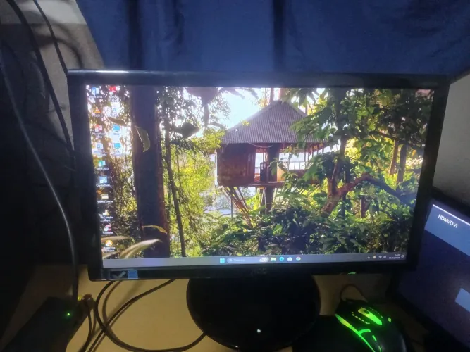 Vendo monitor aoc 20 polegadas 