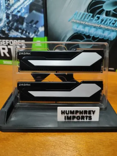 MEMORIA RAM DDR4 16GB 2X8GB 3200MHZ ZADAK - GARANTIA 3 MESES