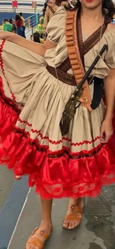 Roupa de São João infantil - maria bonita