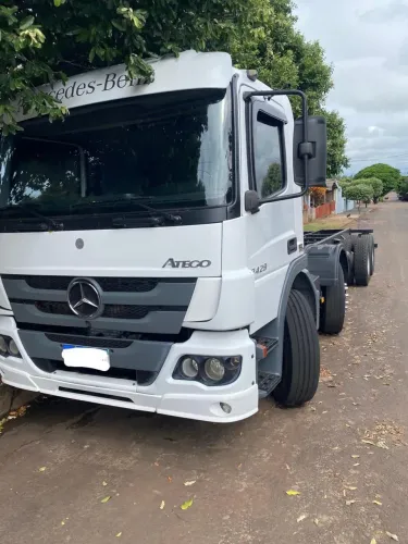 Mercedes-Benz Atego 2429, ano/mod 2014, Bitruck
