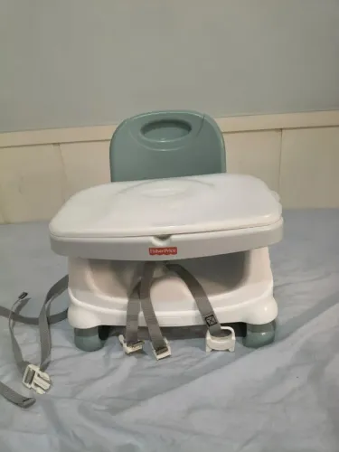 Cadeirinha de alimentação portátil