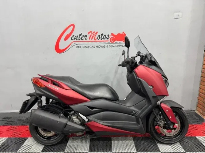 YAMAHA XMAX 250 ABS