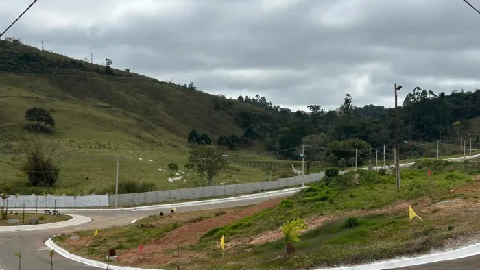 Lotes Barcena MG