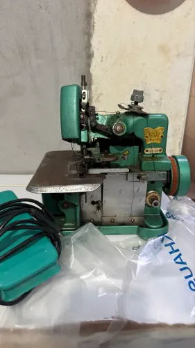 Overlock doméstica ( Sem mesa) Revisada