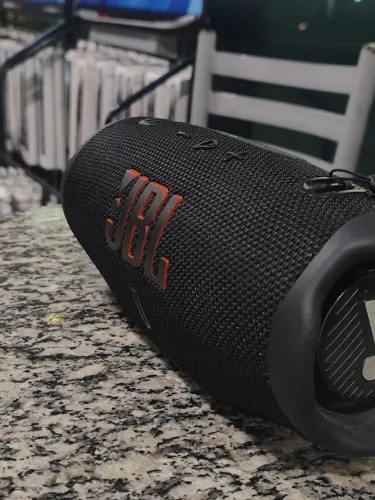 Vendo JBL Charge 6 original ou faço rolo 