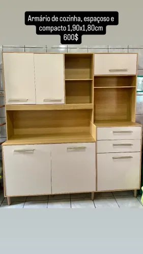 Vendo armário de cozinha, 1,90x1,80cm novinho sem marcas de uso 