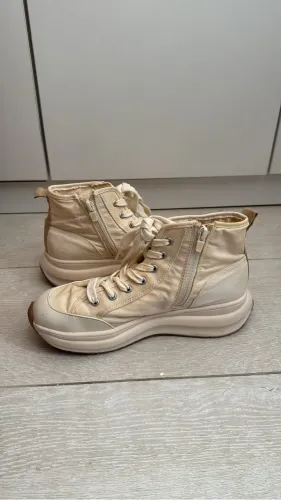 Zara - Tênis Cano Alto 