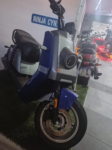 Moto Elétrica - 100km/h com 150km de autonomia