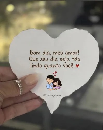 Vende se filhotes de pinscher bem pequenos temos 2 fêmeas disponível pai e mãe no local 