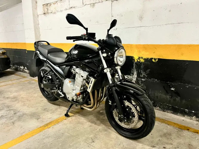 Suzuki Bandit 650 2010 Relíquia Baixo Km Aceito Troca Parc. Cartão 24x