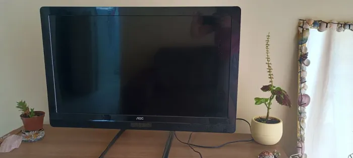 Tv tela plana 32" em PG