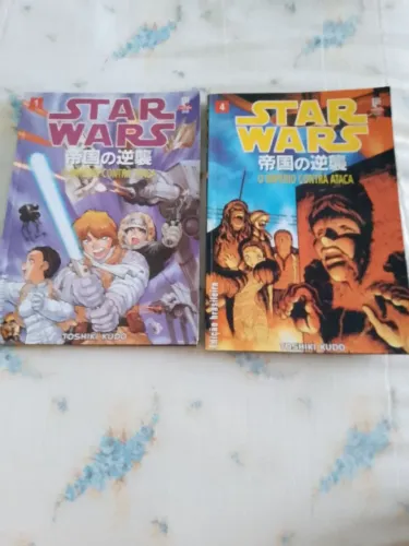 Manga Star Wars o império contra ataca volumes 1 e 4.