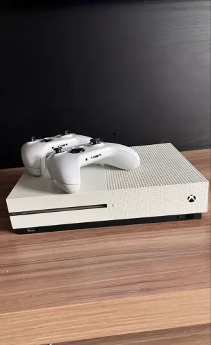 Xbox One S 2 controles originais 1 tera