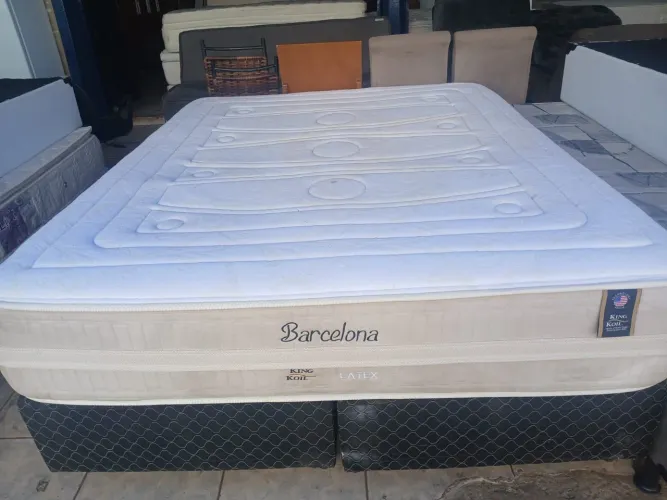 Cama box Queen size colchão king koil molas ensacadas