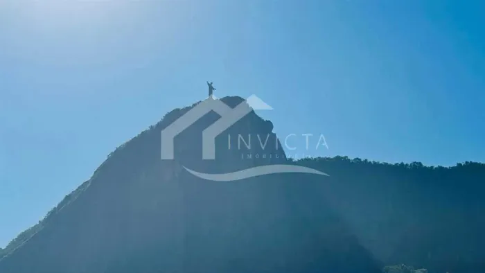 OPORTUNIDADE DE COBERTURA DUPLEX NO CORAÇÃO DO HUMAITÁ!