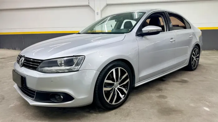Volkswagen Jetta Highline 2.0 TSI 16V 4P Tiptronic 2011