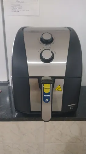 Airfryer Britânia 5.5 litros NOVA