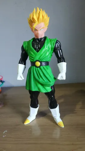 Figura gohan super sayajin 2