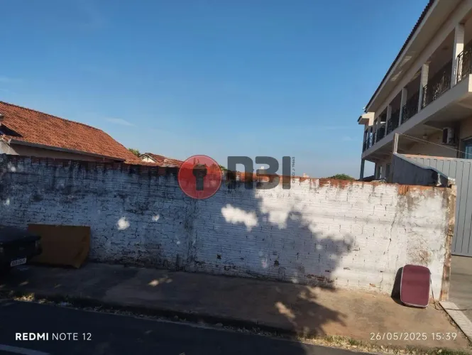 Terreno no Bairro Boa Vista á venda-medindo 11x44-484 M -ótima localização